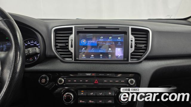 Kia Sportage 2016 — photo 18