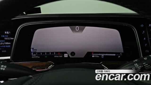 Cadillac Escalade 2021 — photo 8