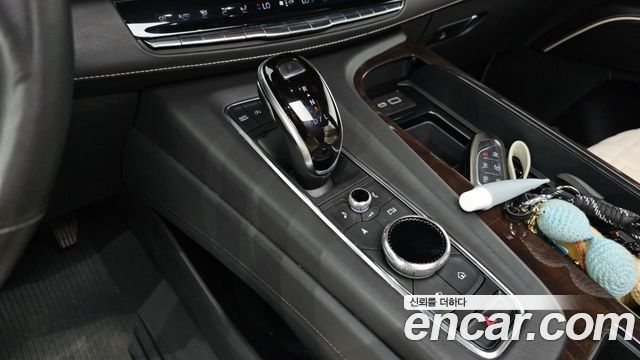 Cadillac Escalade 2021 — photo 9