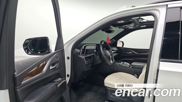 Cadillac Escalade 2021 — photo 10