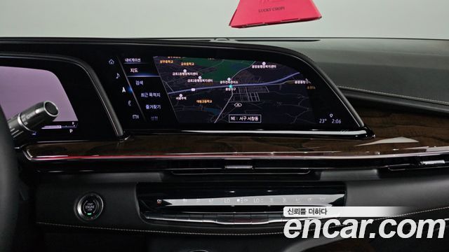 Cadillac Escalade 2021 — photo 15