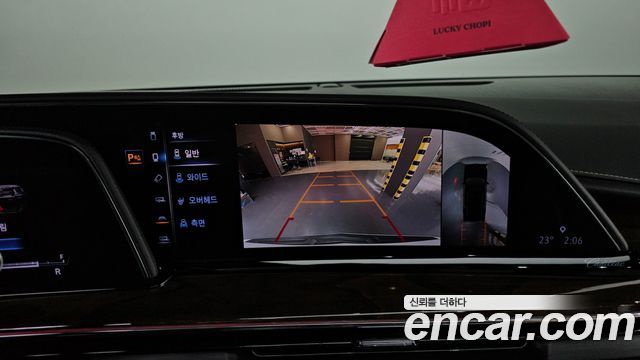 Cadillac Escalade 2021 — photo 16
