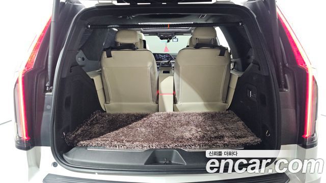 Cadillac Escalade 2021 — photo 20