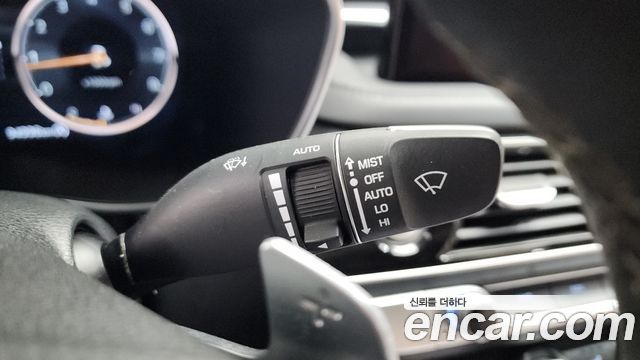 Genesis G70 2021 — photo 11
