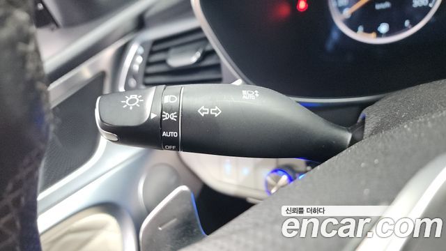 Genesis G70 2021 — photo 12