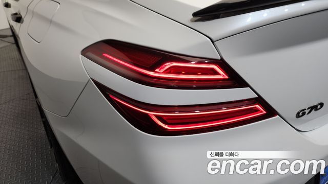 Genesis G70 2021 — photo 24