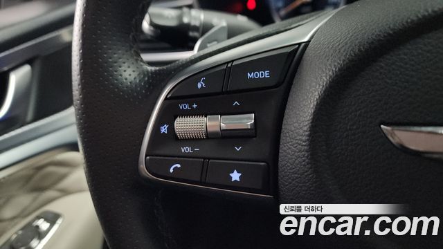 Genesis G70 2021 — photo 14