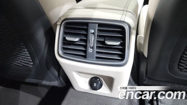 Genesis G70 2021 — photo 28