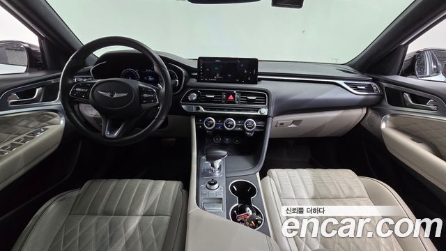 Genesis G70 2021 — photo 30