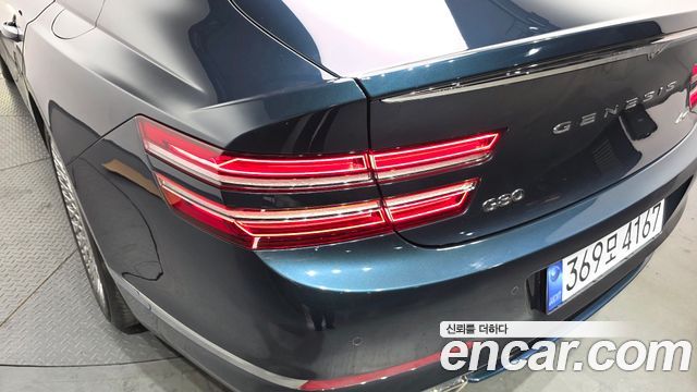 Genesis G80 2022 — photo 9