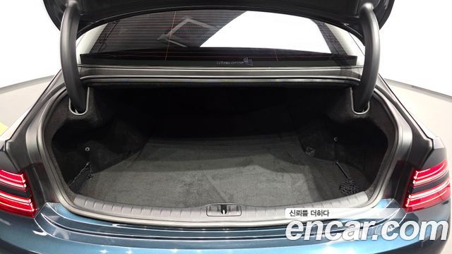 Genesis G80 2022 — photo 34