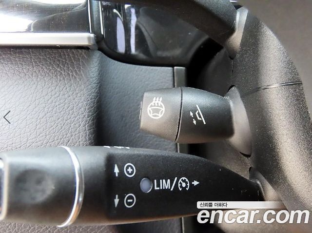 Mercedes-Benz E-Class 2014 — photo 12