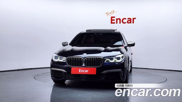 BMW 7-Series 2018 — photo 3