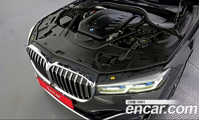 BMW 7-Series 2021 — photo 6