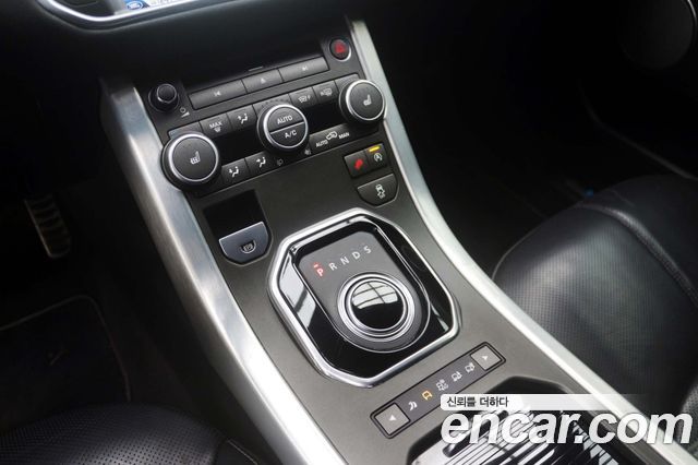 Land Rover Range Rover Evoque 2016 — photo 13