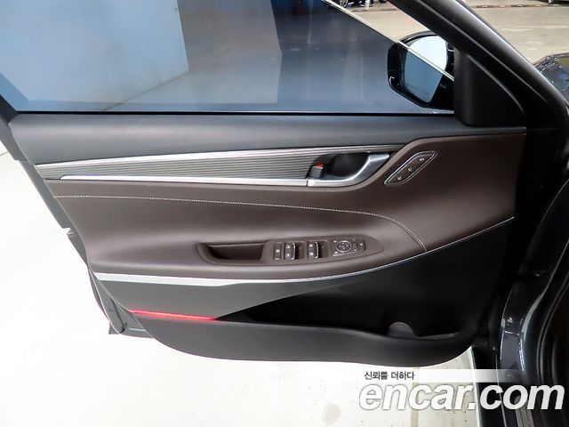 Hyundai Grandeur 2018 — photo 17
