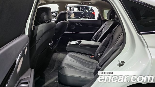 Genesis G80 2021 — photo 17