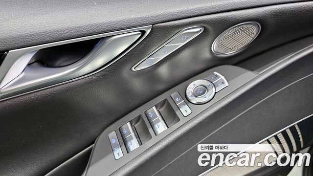Genesis G80 2021 — photo 30