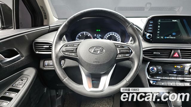 Hyundai Santafe 2019 — photo 12