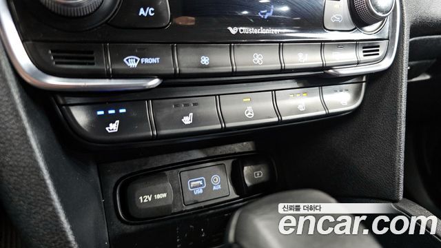 Hyundai Santafe 2019 — photo 15