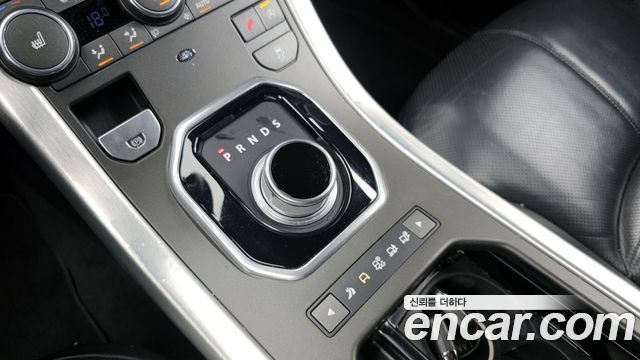 Land Rover Range Rover Evoque 2016 — photo 9