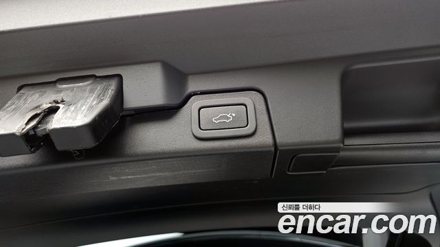 Land Rover Range Rover Evoque 2016 — photo 17