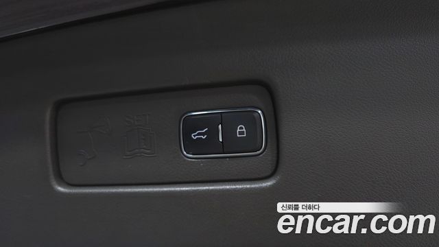 Lincoln Aviator 2020 — photo 25