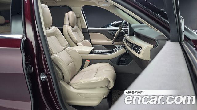 Lincoln Aviator 2020 — photo 16