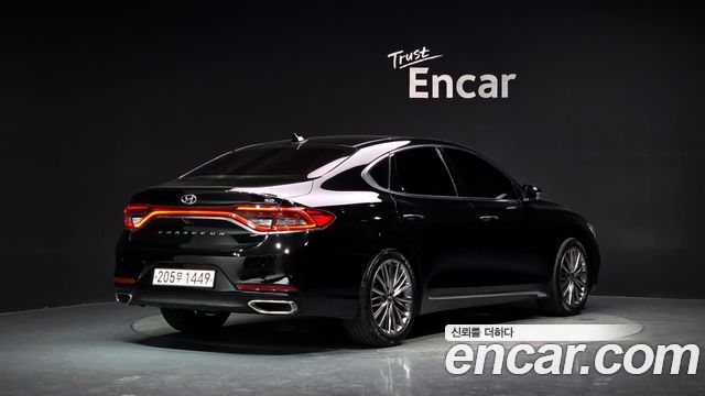 Hyundai Grandeur 2017 — photo 2