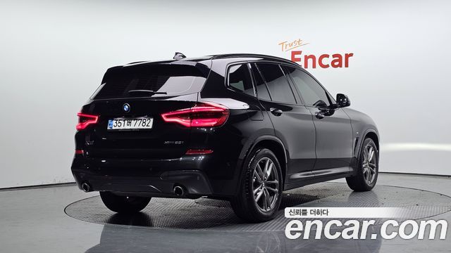 BMW X3 2021 — photo 2