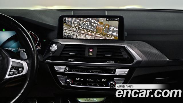 BMW X3 2021 — photo 20