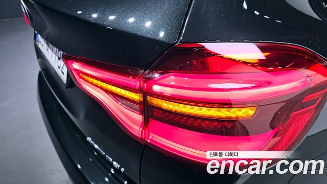 BMW X3 2021 — photo 9