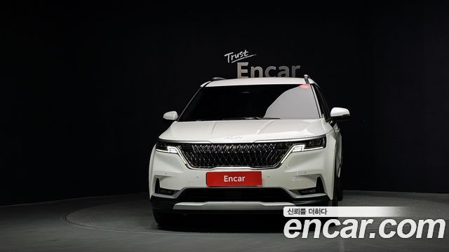 Kia Canival 2023 — photo 3
