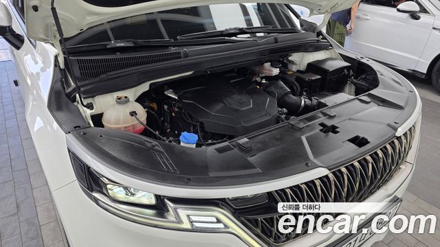 Kia Canival 2023 — photo 6