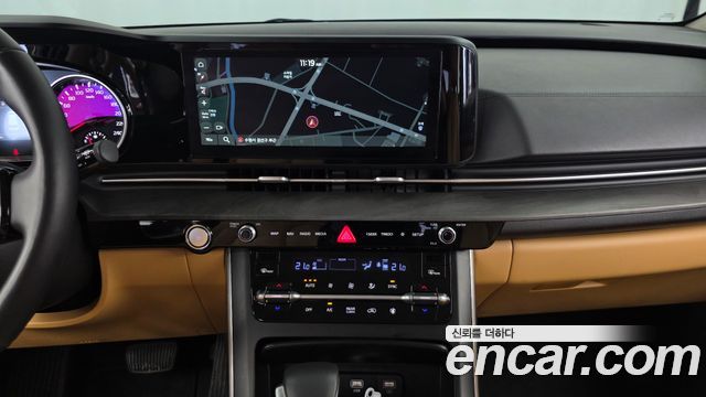 Kia Canival 2023 — photo 20