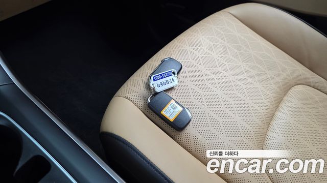 Kia Canival 2023 — photo 27