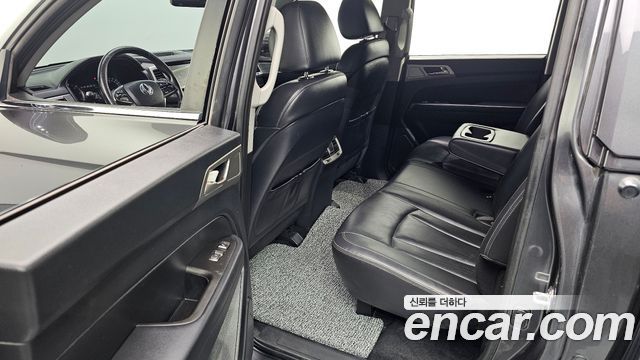 KG Mobility Rexton 2019 — photo 11