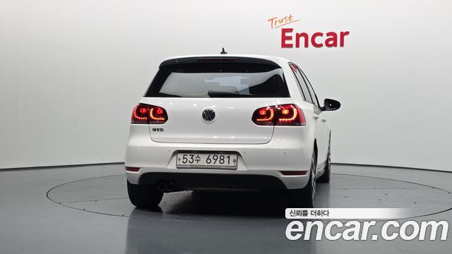 Volkswagen Golf 2012 — photo 4