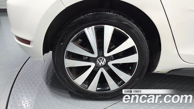 Volkswagen Golf 2012 — photo 5