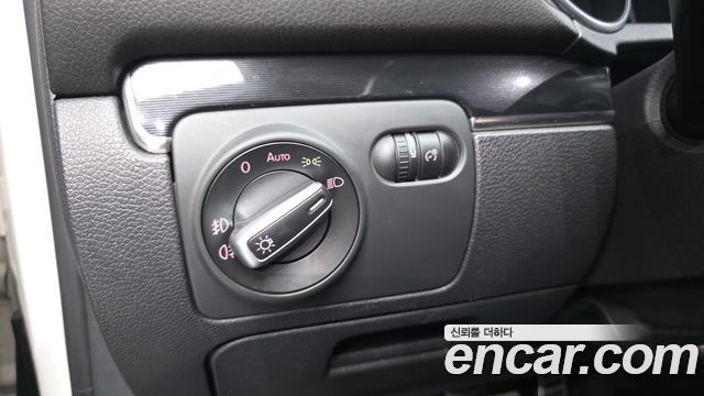 Volkswagen Golf 2012 — photo 17