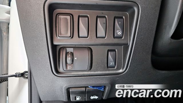 Renault Korea QM6 2021 — photo 17