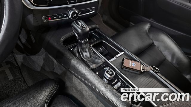 Volvo S90 2018 — photo 9