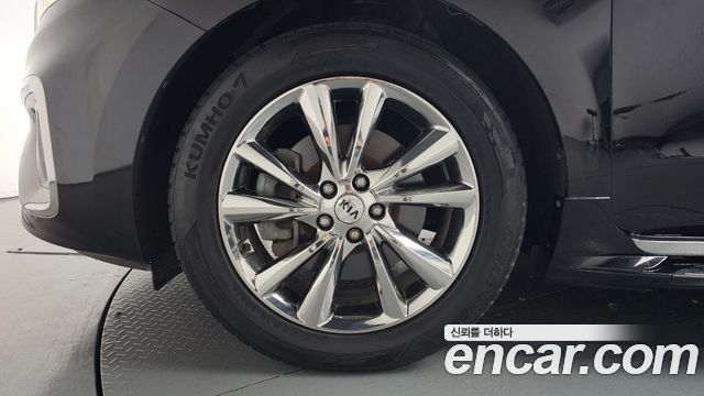 Kia Canival 2019 — photo 5
