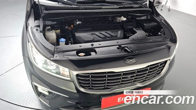 Kia Canival 2019 — photo 6