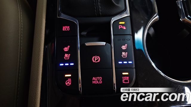 Kia Canival 2019 — photo 28