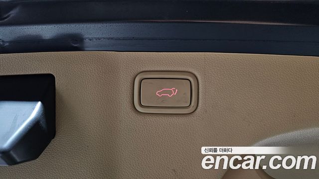 Kia Canival 2019 — photo 35