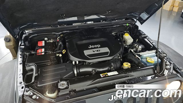 Jeep Wrangler 2016 — photo 6