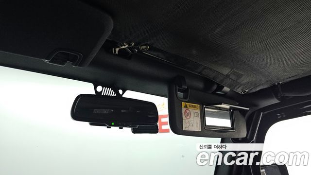 Jeep Wrangler 2016 — photo 27