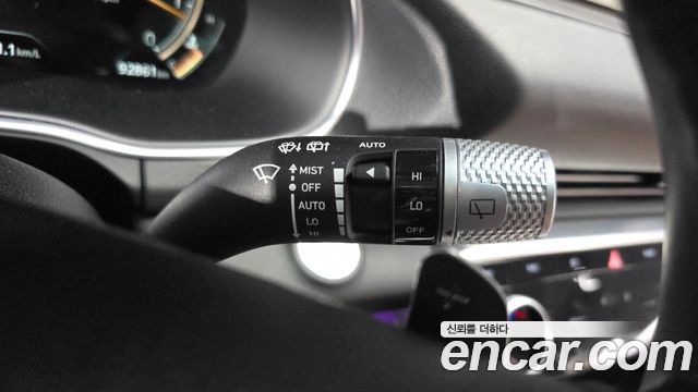 Genesis GV80 2021 — photo 24