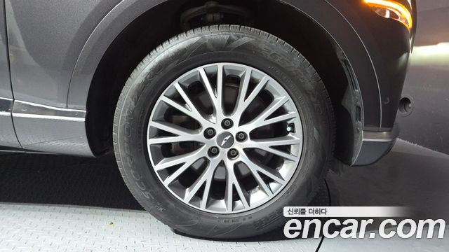 Genesis GV80 2021 — photo 7